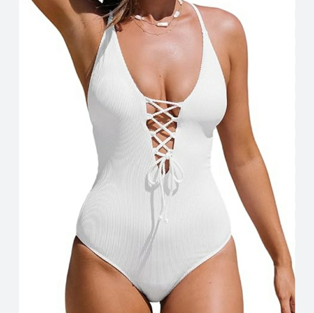 Cupshe one piece swimsuit size XL NWT